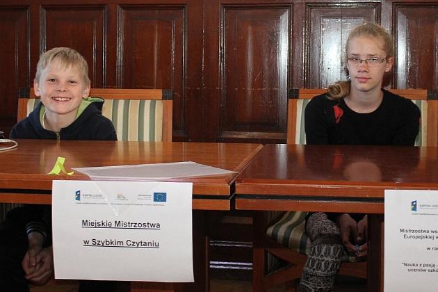 Szybko czytali o książkach i kamieniach szlachetnych