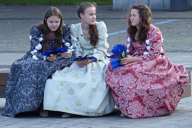 Pląsy w średniowiecznych rytmach