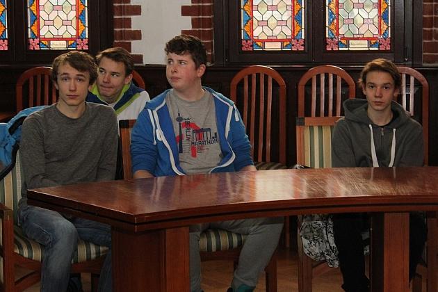 Preorientacja zawodowa. Gimnazjaliści w Ratuszu