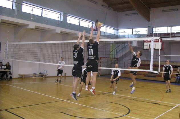 Bojan Żubry zwycięzcą rundy zasadniczej Amatorskiej Ligi Siatkówki w Lęborku