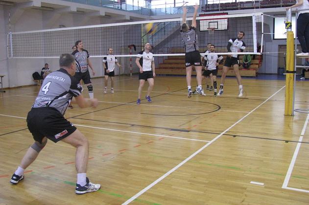 Pierwsza runda play off Amatorskiej Ligi Siatkówki za nami