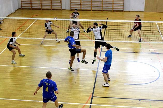 Bojan Żubry mistrzem Amatorskiej Ligi Siatkówki