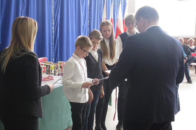 Uczniowie z Lęborka w finale Ogólnopolskiego Konkursu Historycznego ,,Losy żołnierza i dzieje oręża polskiego od Obertyna do Wiednia”
