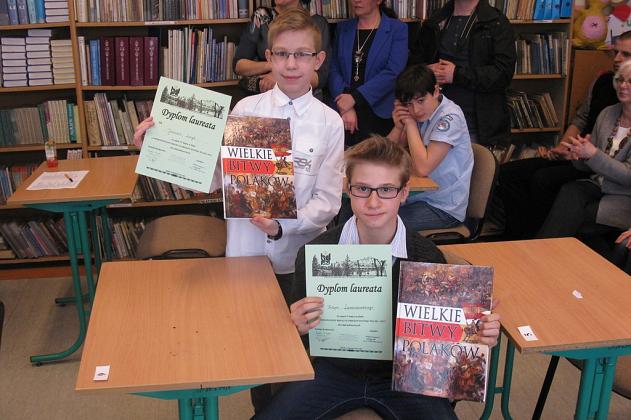 Uczniowie z Lęborka w finale Ogólnopolskiego Konkursu Historycznego ,,Losy żołnierza i dzieje oręża polskiego od Obertyna do Wiednia”