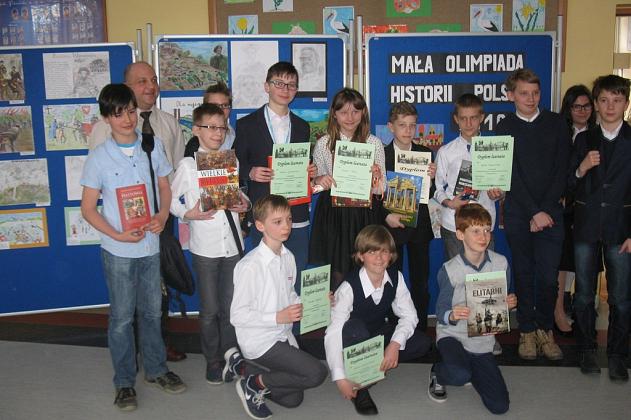 Uczniowie z Lęborka w finale Ogólnopolskiego Konkursu Historycznego ,,Losy żołnierza i dzieje oręża polskiego od Obertyna do Wiednia”