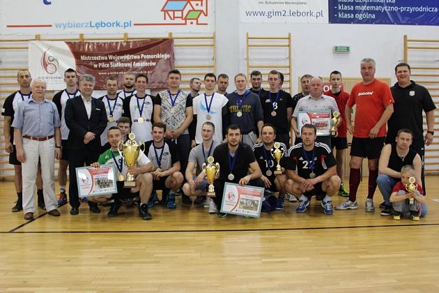 AMGaz Wejherowo mistrzem województwa w siatkówce amatorów