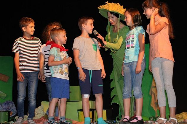500 dzieci na spektaklach ekologicznych