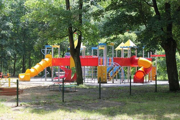 Małpi Gaj w Parku Chrobrego