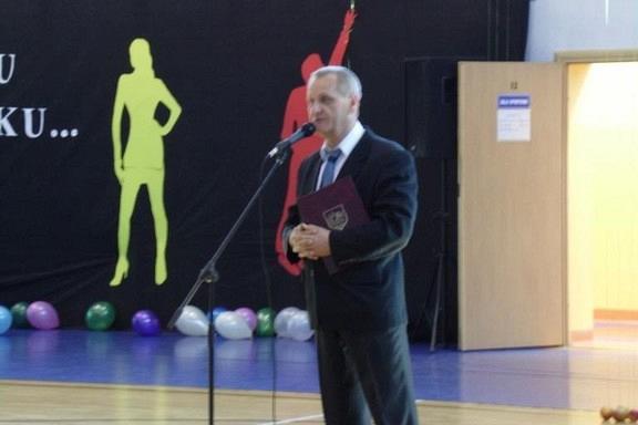 Uczniowie odebrali świadectwa i rozpoczęli wakacje