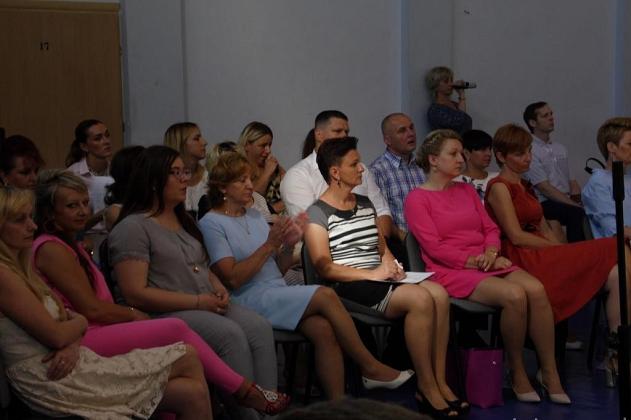 Uczniowie odebrali świadectwa i rozpoczęli wakacje