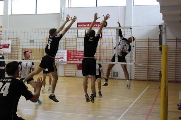 Amatorska Liga Siatkówki po pierwszej kolejce ligowej