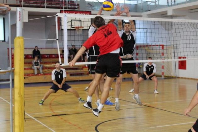 Amatorska Liga Siatkówki po pierwszej kolejce ligowej