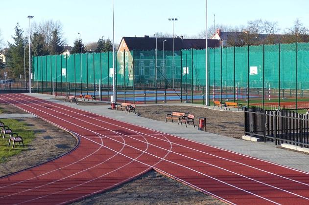 Nowe boiska i bieżnia przy Gimnazjum nr 2 i ZS nr 3
