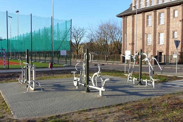 Nowe boiska i bieżnia przy Gimnazjum nr 2 i ZS nr 3