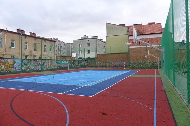 Nowe boiska i bieżnia przy Gimnazjum nr 2 i ZS nr 3