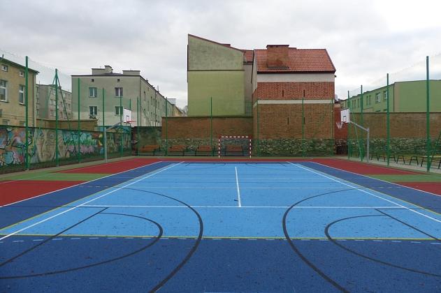 Nowe boiska i bieżnia przy Gimnazjum nr 2 i ZS nr 3