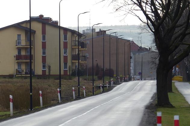 16 energooszczędnych lamp stanęło na ulicy Syrokomli