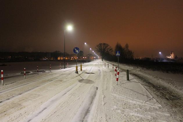 16 energooszczędnych lamp stanęło na ulicy Syrokomli