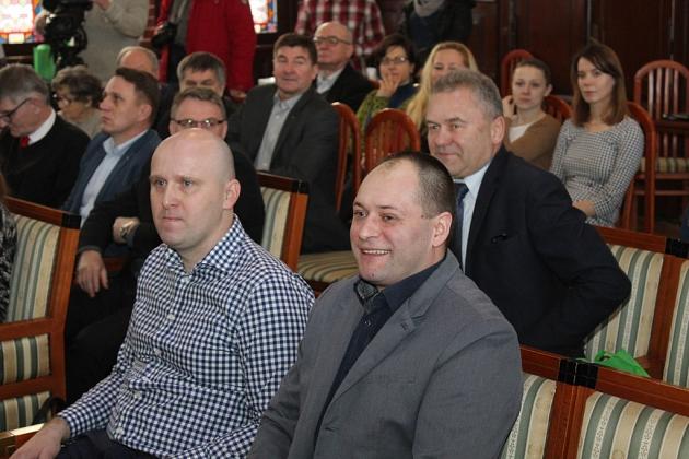 Elektrociepłownia ułatwia walkę ze smogiem. Konferencja w ratuszu