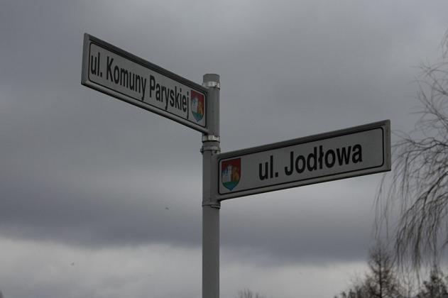 Dobra pogoda sprzymierzeńcem drogowców. Jodłowa w remoncie