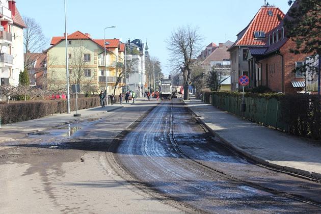 Ekspresowy remont na Armii Krajowej