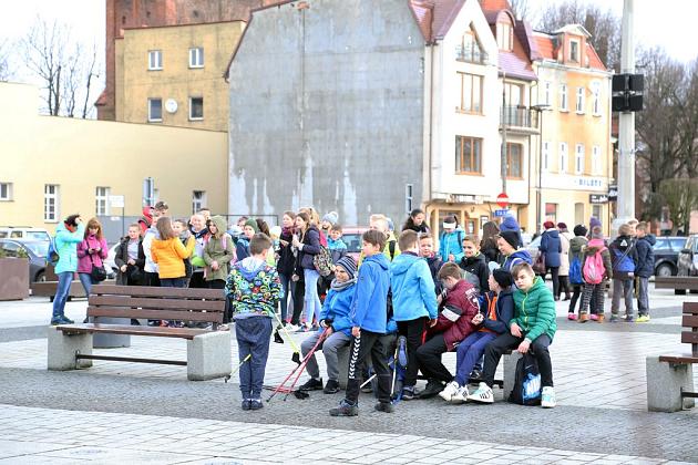 Powitali wiosnę nad rzeką Łebą