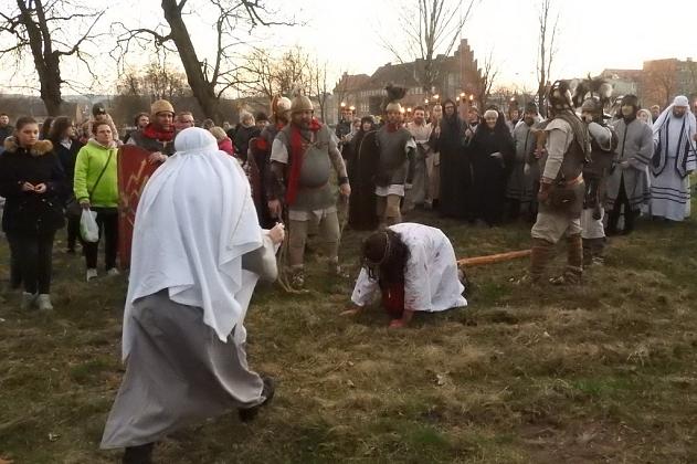 Misterium Męki Pańskiej w Parku Chrobrego