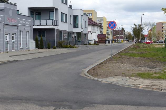 Nowy asfalt na Legionów Polskich