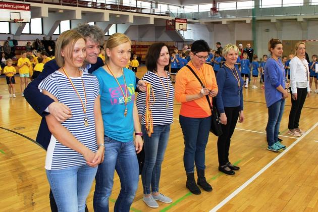 „Kto z nas lepiej i prędzej” – Konkurs Sportowy dla Szkół Podstawowych