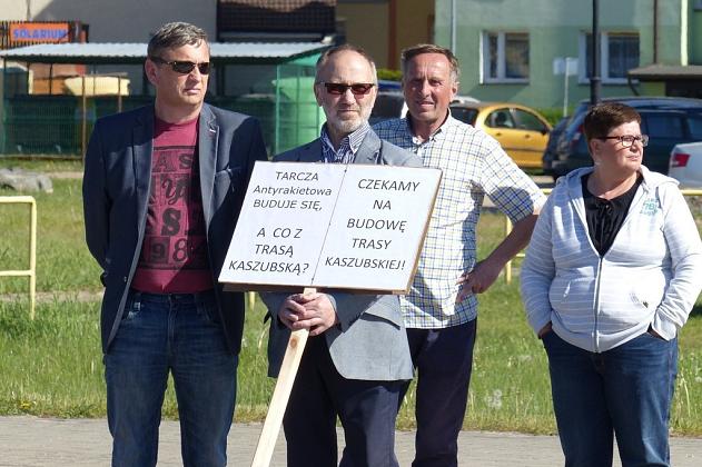 Protest w sprawie budowy drogi ekspresowej S6