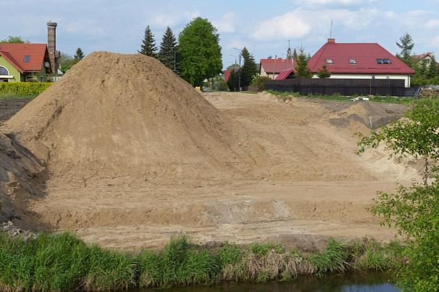 Most na Weterynaryjnej. Wymiana gruntu zakończona