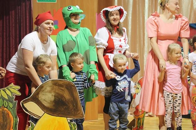 Rodzice z Przedszkola nr 2 wystawili przedstawienie