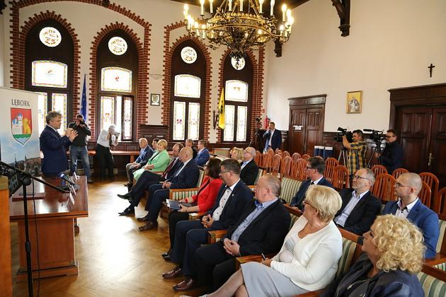 Umowa podpisana. Lębork pozyskał 21,5 mln zł na budowę Węzła przesiadkowego