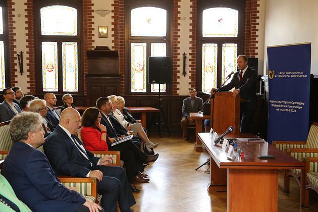 Umowa podpisana. Lębork pozyskał 21,5 mln zł na budowę Węzła przesiadkowego