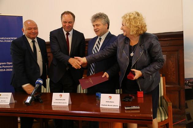 Umowa podpisana. Lębork pozyskał 21,5 mln zł na budowę Węzła przesiadkowego