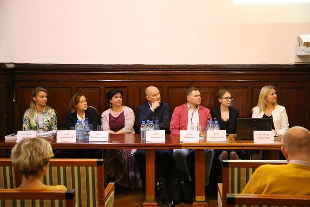 Przeciw przemocy w rodzinie