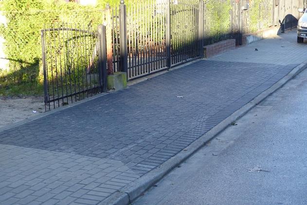 Remont 300 metrów chodnika na ulicy Kolonia