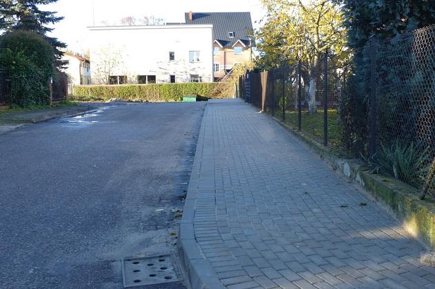 Remont 300 metrów chodnika na ulicy Kolonia