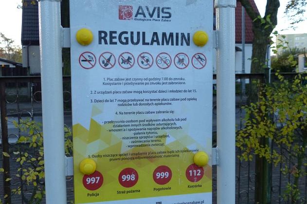 Przy Szkole Podstawowej nr 8 stanął nowy plac zabaw