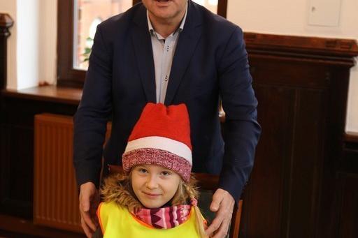 Przedszkolaki z życzeniami w Ratuszu