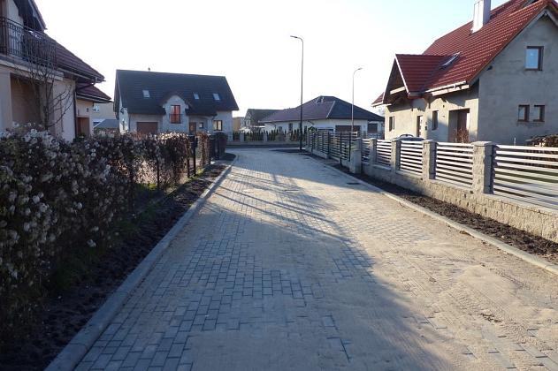 Kanalizacja deszczowa i nowy asfalt na Małopolskiej. I etap zakończony