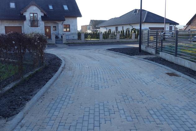 Kanalizacja deszczowa i nowy asfalt na Małopolskiej. I etap zakończony