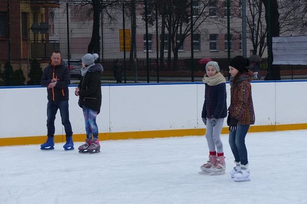 Lodowisko na placu Piastowskim otwarte. Zapraszamy!