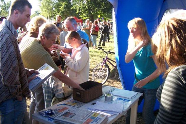 Widowiskowe zawody jeździeckie w Parku Chrobrego