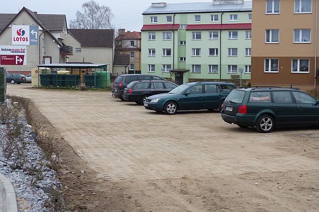 Budowa miejsc parkingowych na Tczewskiej i Krzywoustego