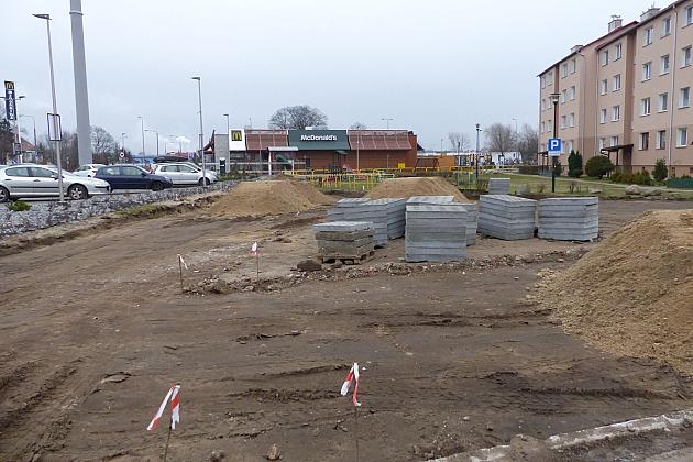 Budowa miejsc parkingowych na Tczewskiej i Krzywoustego