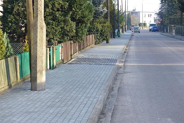 Chodnik przy ulicy Wyspiańskiego wyremontowany