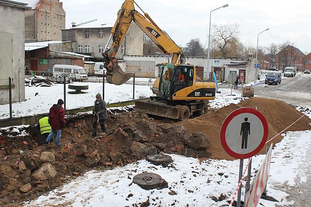 Wykopy na Waryńskiego w ramach projektu „Skarby Lęborka”