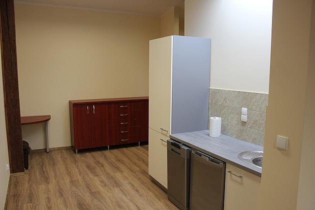 Klatka i schody w budynku MOPS wyremontowane