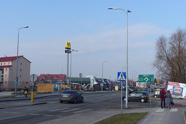 Doświetlone przejścia dla pieszych przy ulicy Krzywoustego